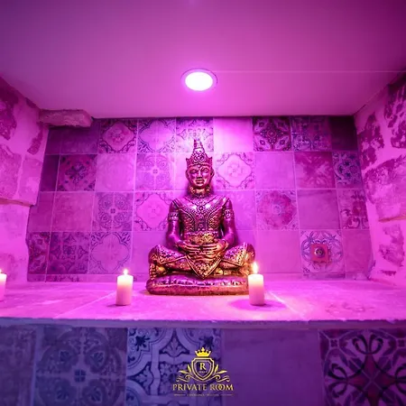 Love hotel L'excellence - Luxe Sauna, Hammam & Jaccuzzi 2*
