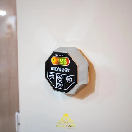 Love hotel L'excellence - Luxe Sauna, Hammam & Jaccuzzi 2*