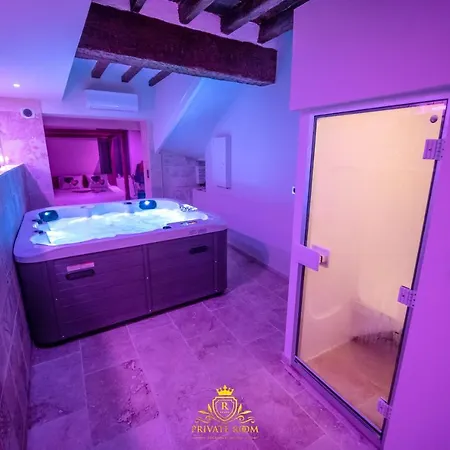 Love hotel L'excellence - Luxe Sauna, Hammam & Jaccuzzi