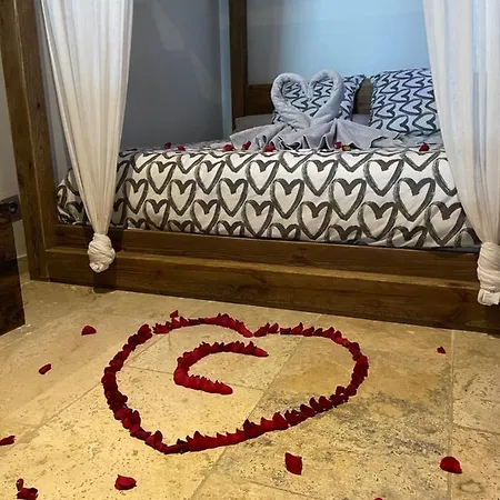 Love hotel L'excellence - Luxe Sauna, Hammam & Jaccuzzi